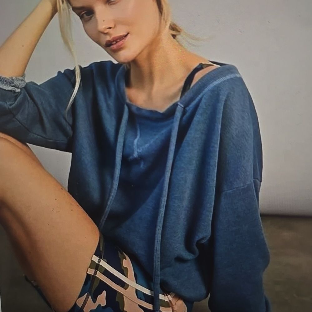 Year of Ours Becca Blue Easy Pullover Sweatshirt Xs